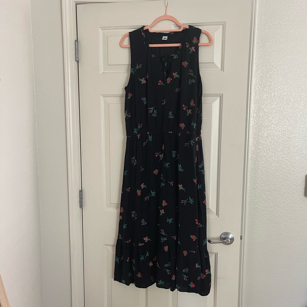 Great sleeveless floral Old Navy Dress XL